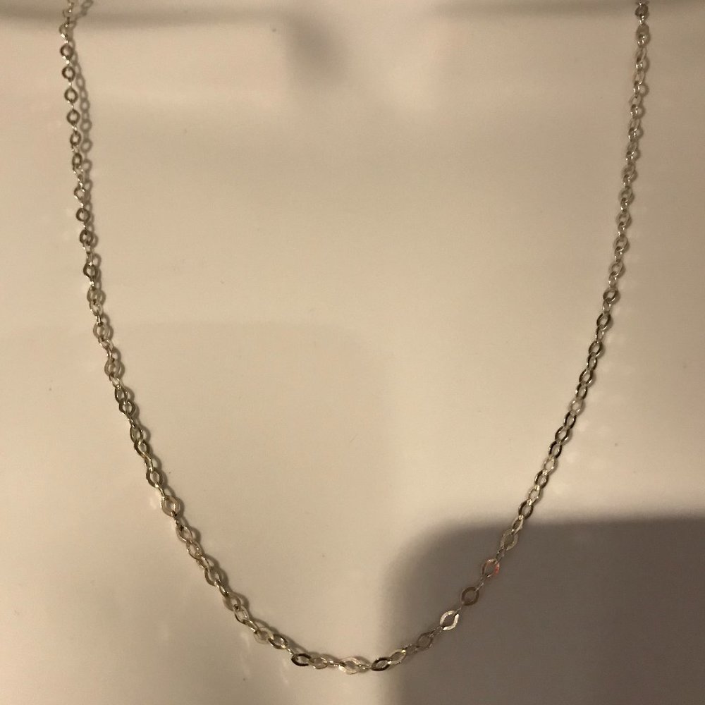 Ladies Sterling Silver 24 inch necklace/chain